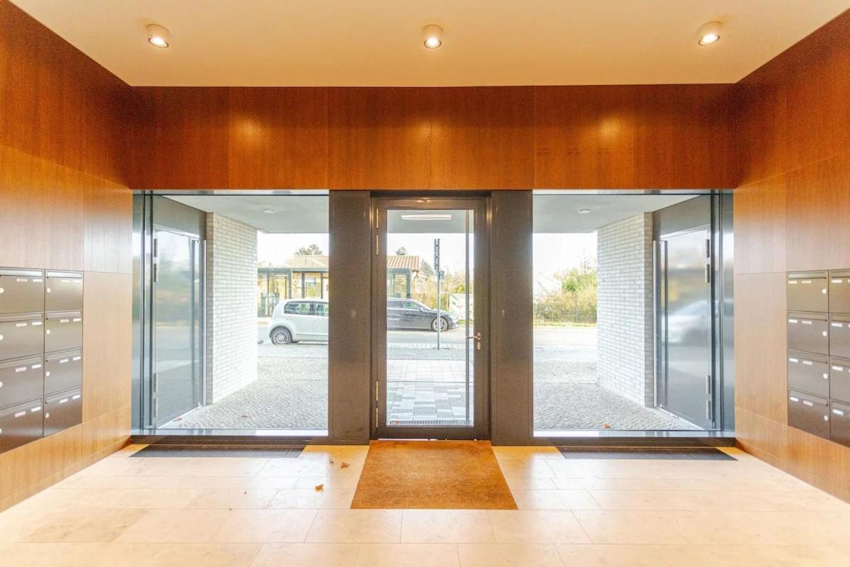 Appartement Hj 18 By Rockchair L Superhost Status L Super Flat, 2 Bedrooms 2 Bathrooms Balcony Elevator Welcomes You! Berlijn